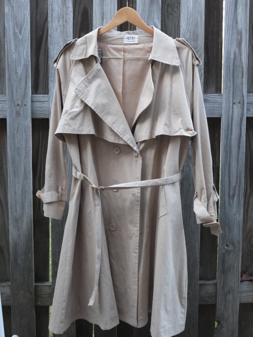 Korean Chic Oversized Tan Trench Coat - Excellent Condition